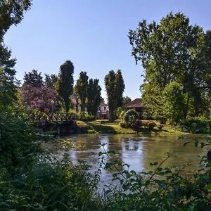 corte-isolo.it-lombardy.com/